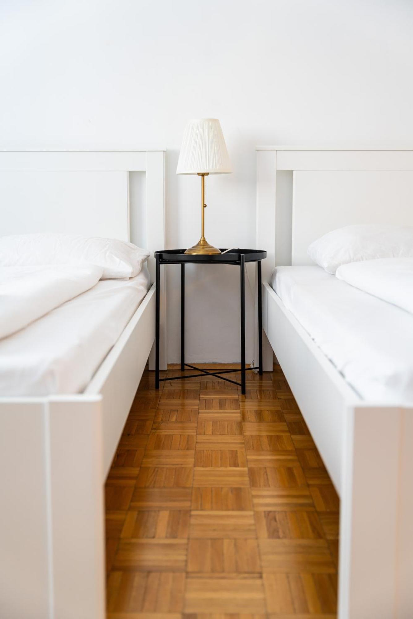 Central Living Apartment Opera ウィーン エクステリア 写真