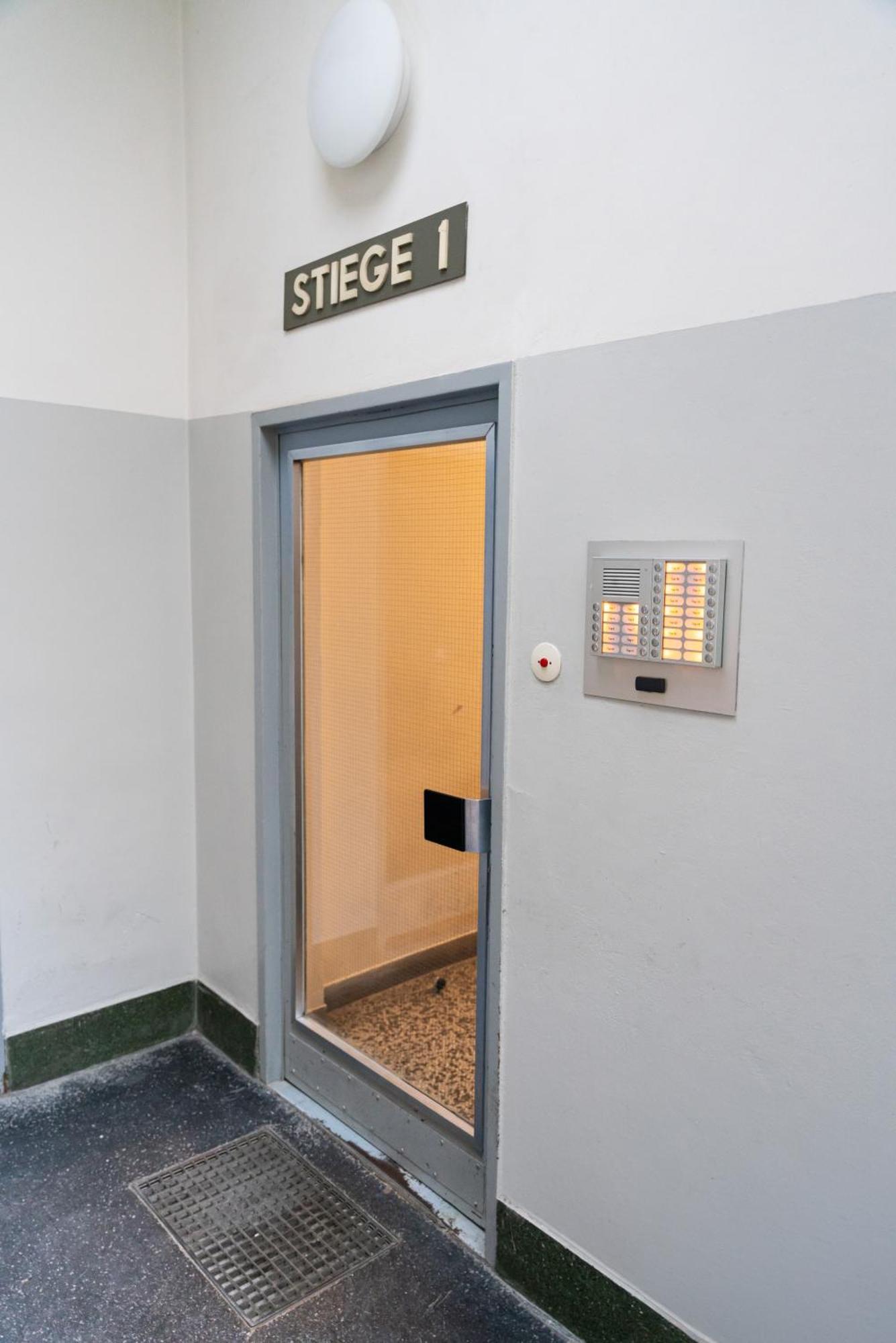 Central Living Apartment Opera ウィーン エクステリア 写真