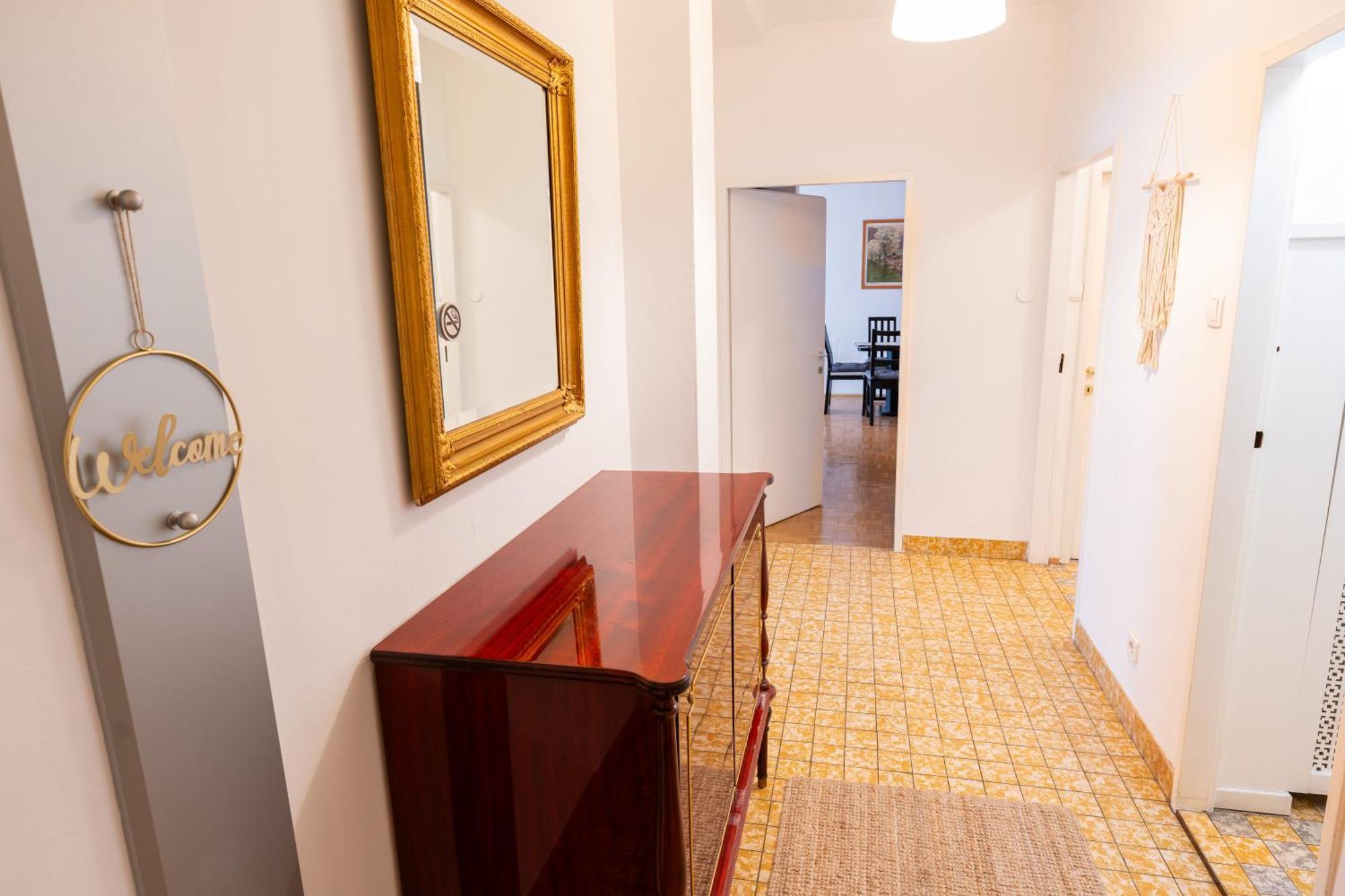 Central Living Apartment Opera ウィーン エクステリア 写真